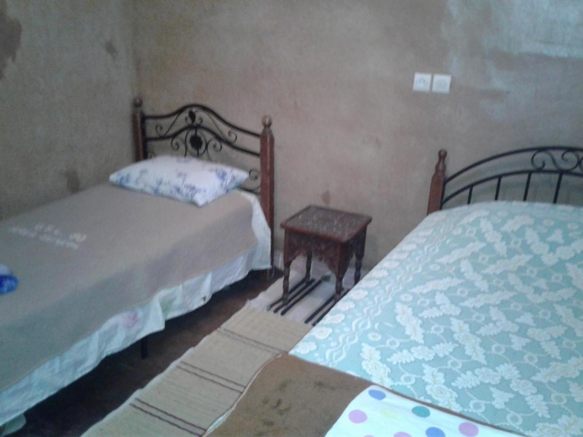 Maison d hôtes Tioute Chez Abdelmajid Exterior foto