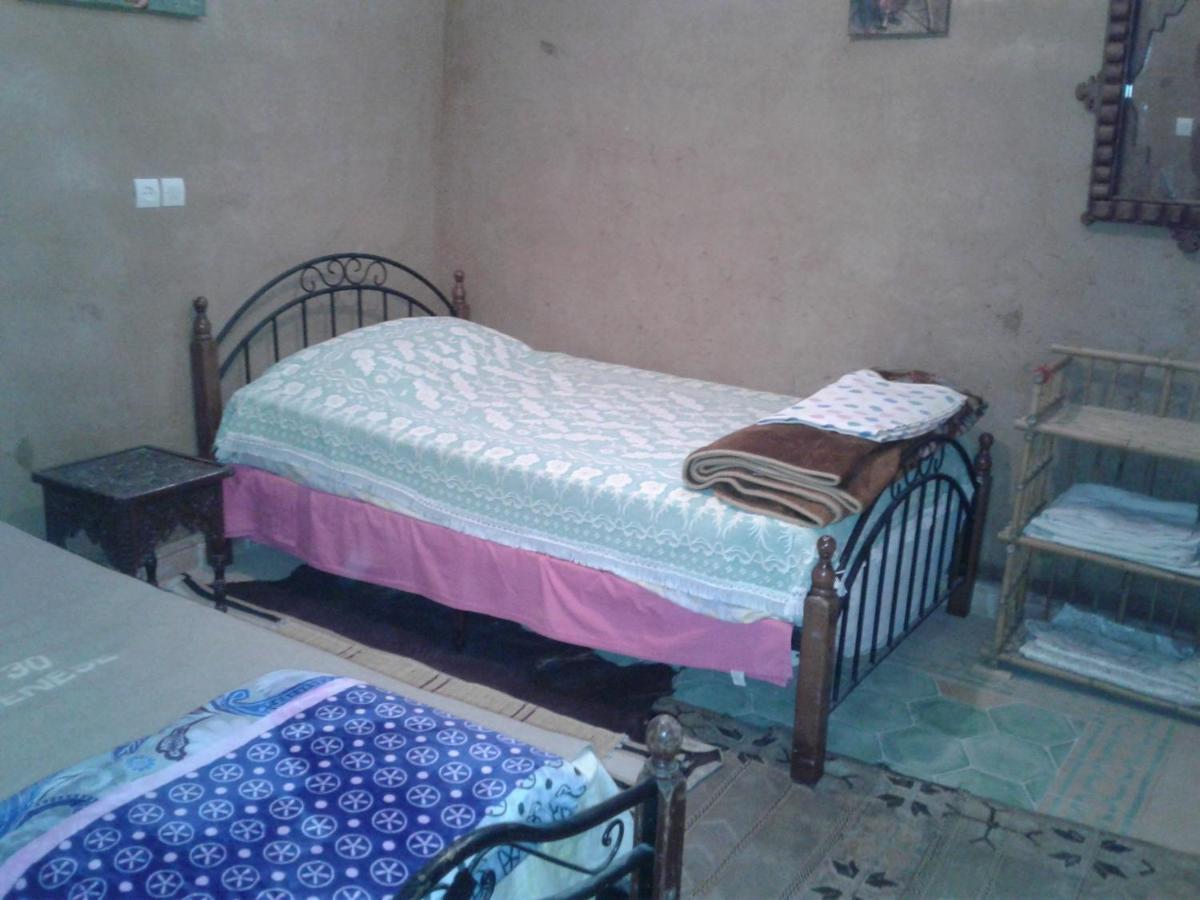 Maison d hôtes Tioute Chez Abdelmajid Exterior foto
