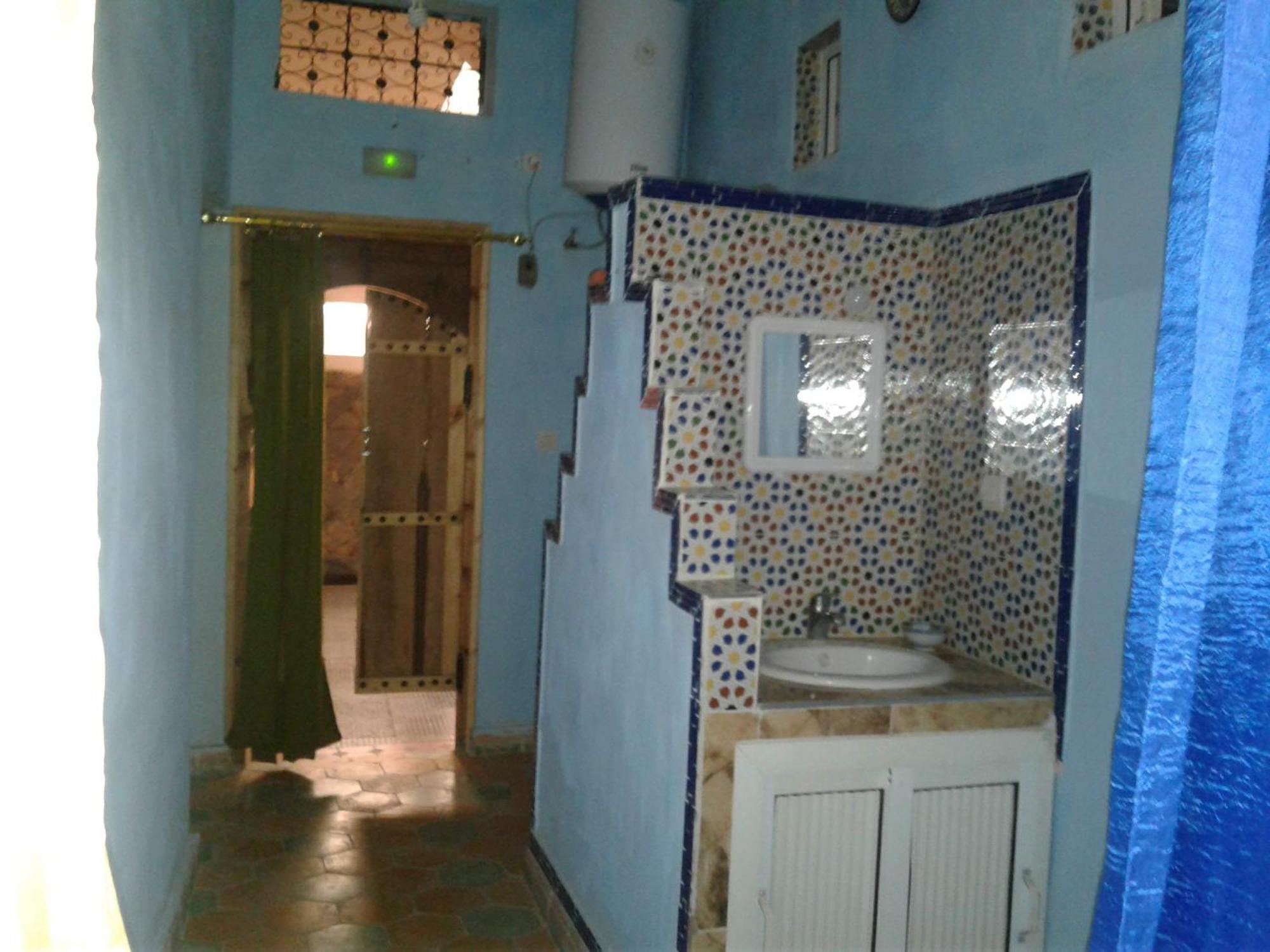 Maison d hôtes Tioute Chez Abdelmajid Exterior foto