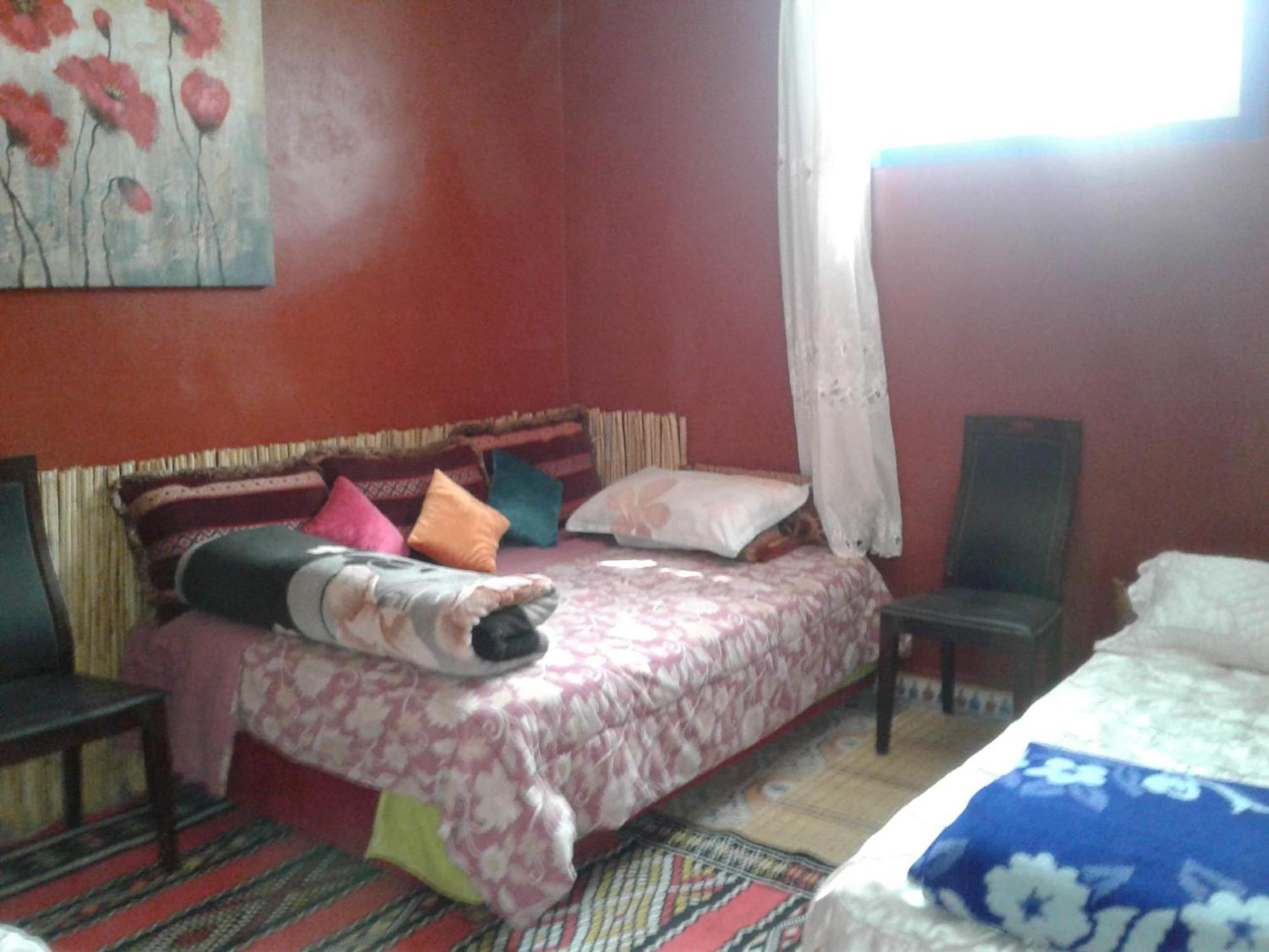 Maison d hôtes Tioute Chez Abdelmajid Exterior foto